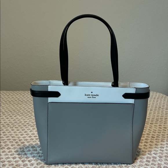Kate Spade New York Staci Colorblock Laptop Tote Bag Nimbus Grey White Black - Picture 2 of 16